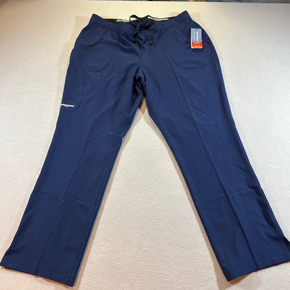 Skechers by Barco Women’s 3Pocket Reliance Cargo Scrub Pants 2XL Navy Drawstring